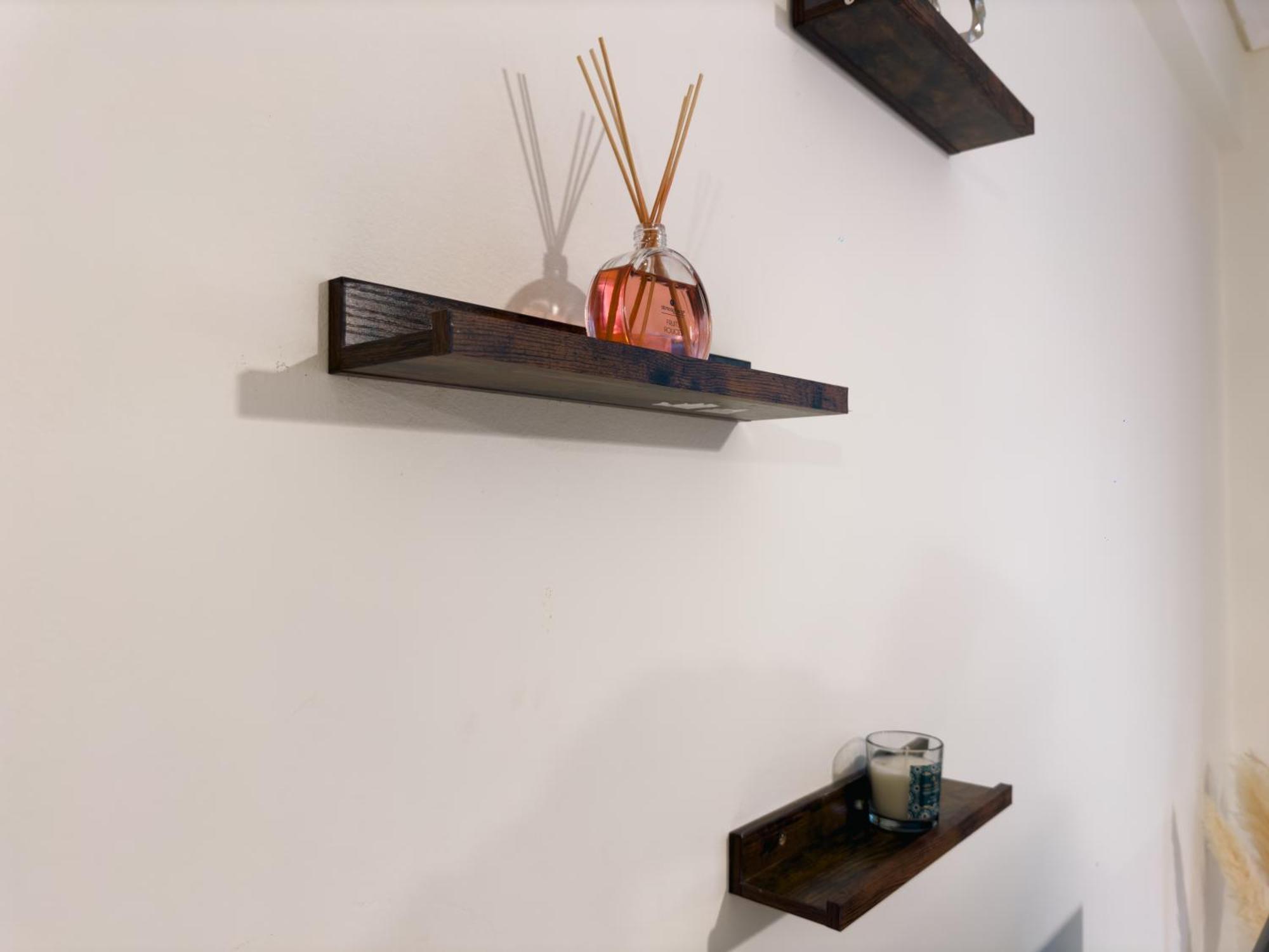Nikitara Nook-close To Metro And Train Apartment *